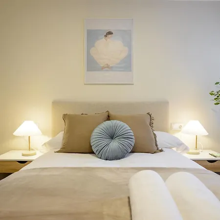 Living Urban 10 * Oviedo